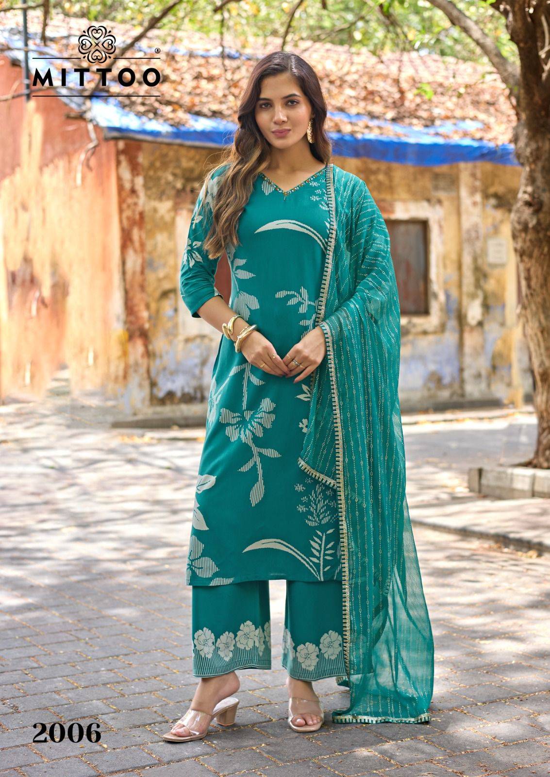 NATASHA By MITTOO 2001 To 2006 Series Designer Ethnic Wear Collection Rayon Kurtis At Wholesale Price